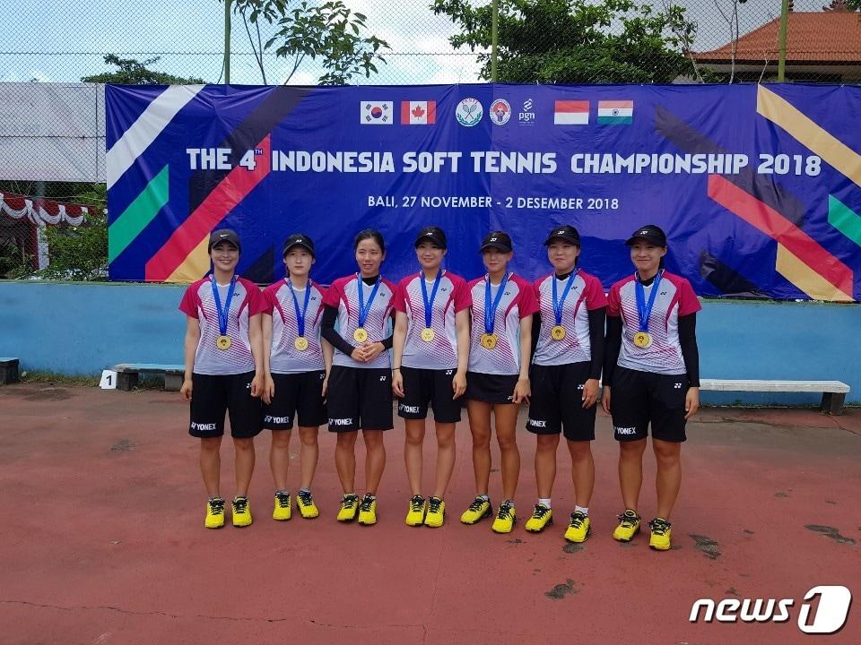 본문 이미지 - 인도네시아오픈정구선수권대회에 출전한 여자 정구 대표팀. (대한정구협회 제공) ⓒ News1