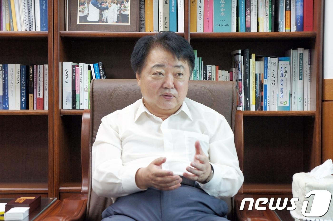 본문 이미지 - 한범덕 청주시장ⓒ News1