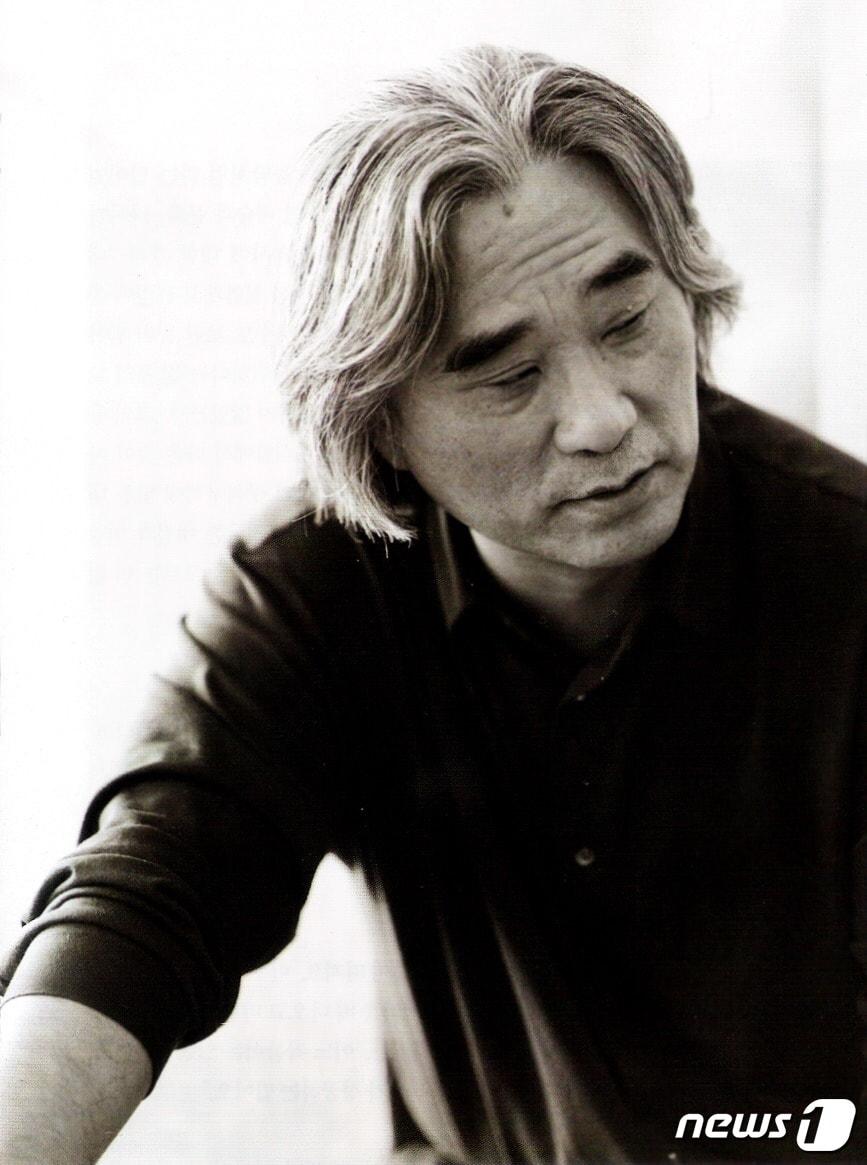 본문 이미지 - 이윤택 연출가 ⓒ News1 DB