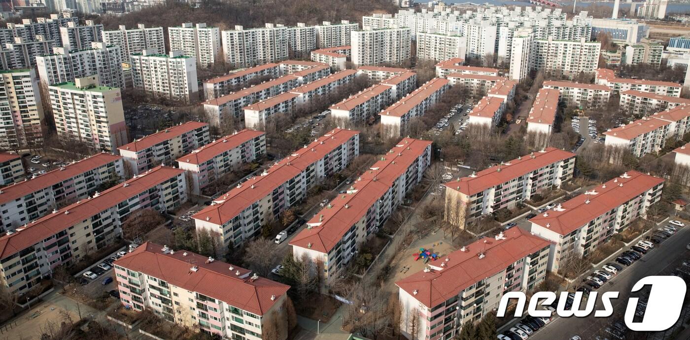 본문 이미지 - 서울 양천구 목동신시가지 아파트 일대의 모습.(뉴스1 자료사진) ⓒ News1 이승배 기자