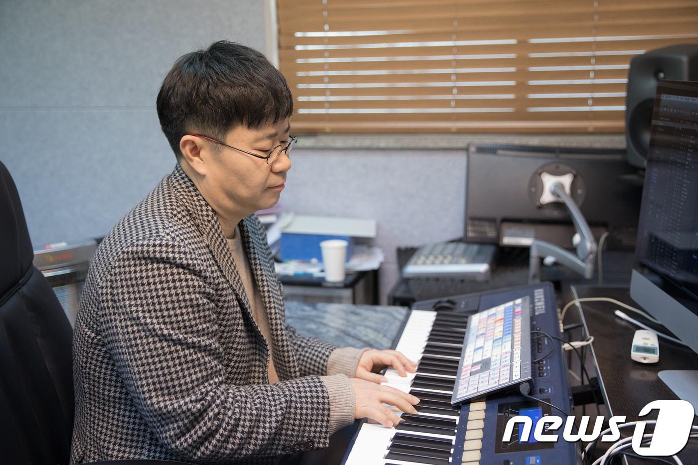 2018.2.8. 넥스타 엔터테인먼트. 작곡가 조영수 인터뷰 ⓒ News1 강고은 에디터