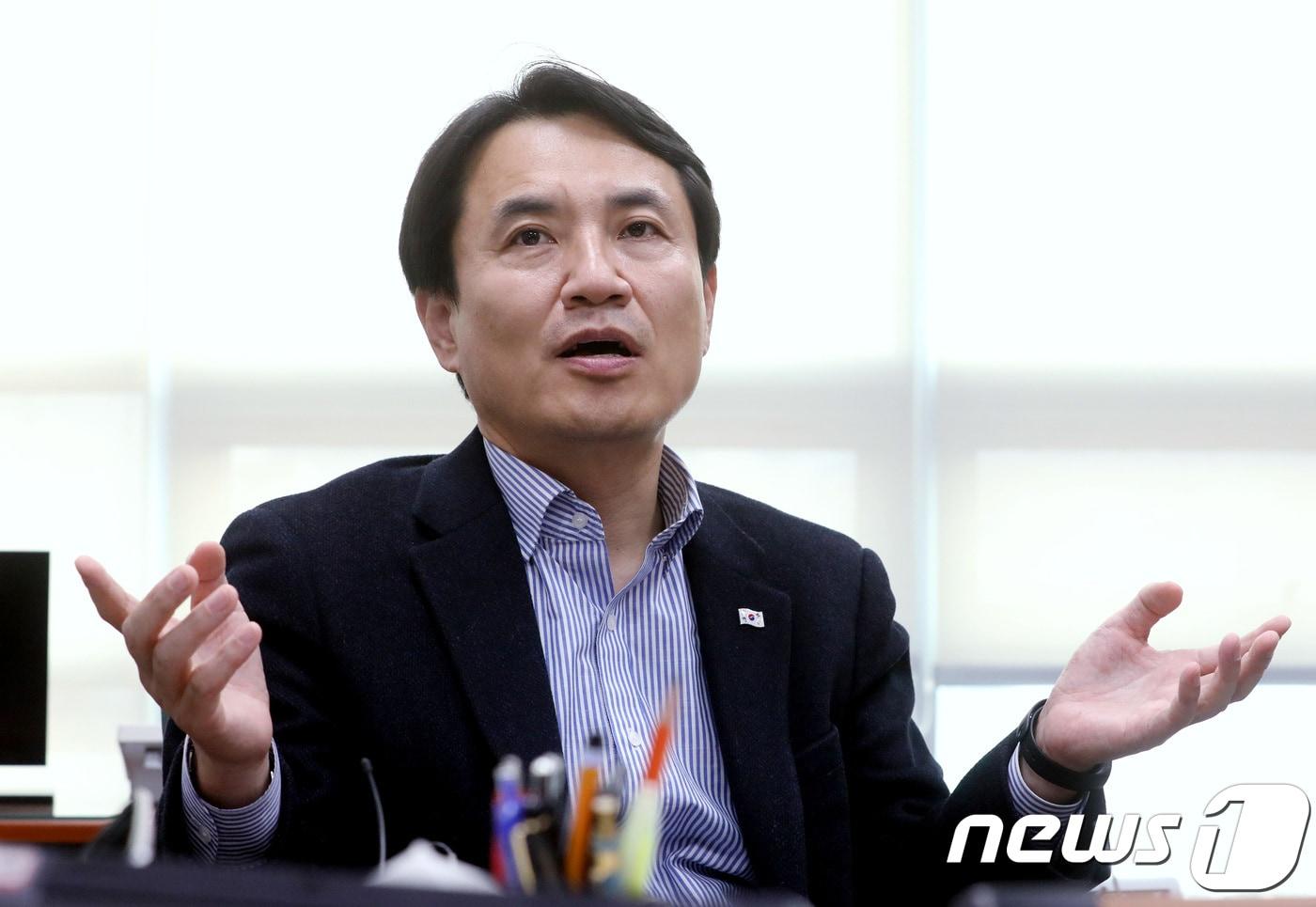 본문 이미지 - 김진태 자유한국당 의원. /뉴스1 ⓒ News1 박정호 기자