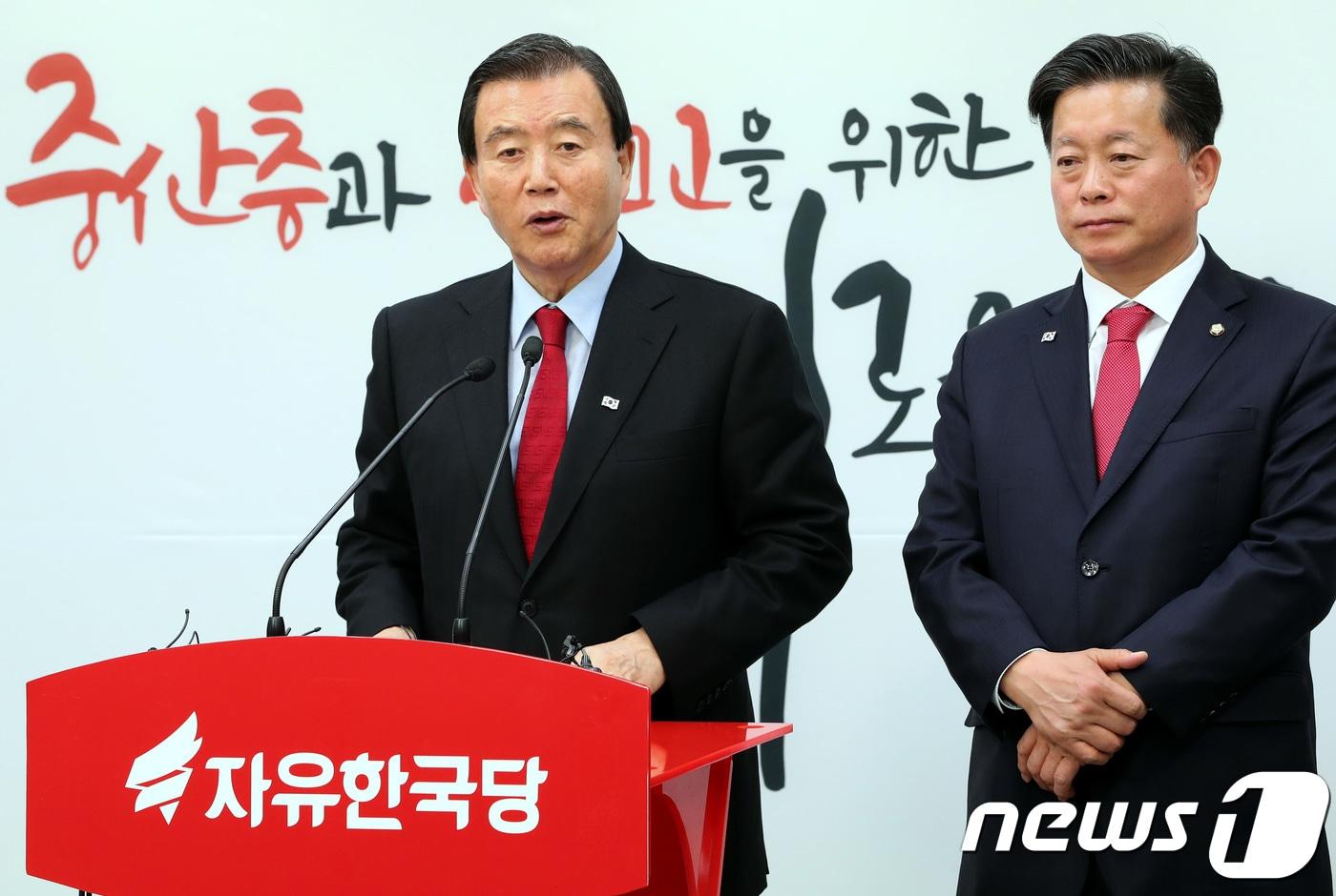 본문 이미지 - 홍문표 자유한국당 공천관리위원장. 뉴스1 ⓒ News1 박정호 기자