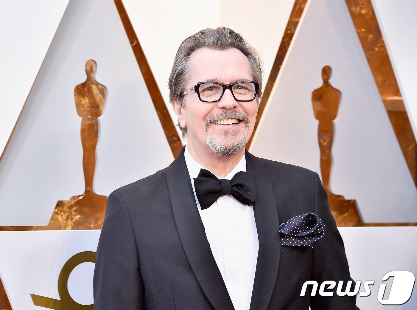 본문 이미지 - 배우 게리 올드만이 영화 '다키스트 아워'로 제90회 아카데미 시상식 남우주연상 후보로 올랐다. ⓒ AFP=뉴스1 ⓒ News1 정유진 기자