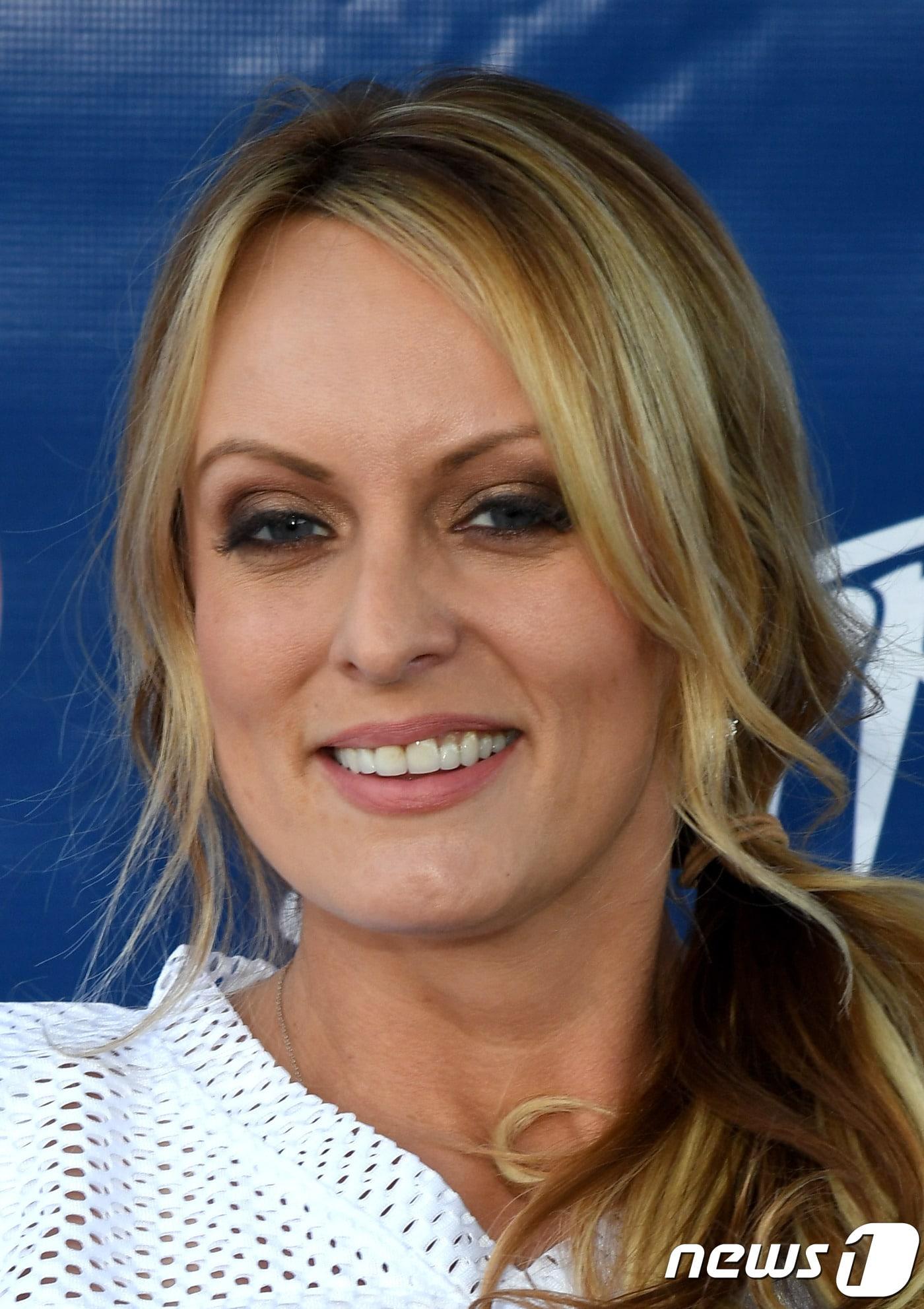 본문 이미지 - 전직 포르노배우 스테파니 클리포드. ⓒ AFP=뉴스1