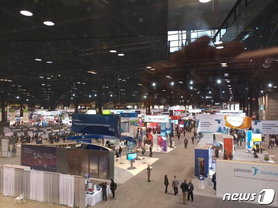 본문 이미지 - 지난 2018 미국암학회(AACR) 모습. ⓒ News1