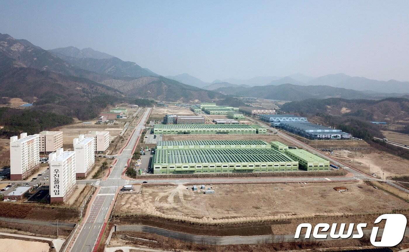 본문 이미지 - (주) 우진플라임이 입주한 보은 동부일반산업단지.(보은군 제공).2018.04.02.ⓒ News1