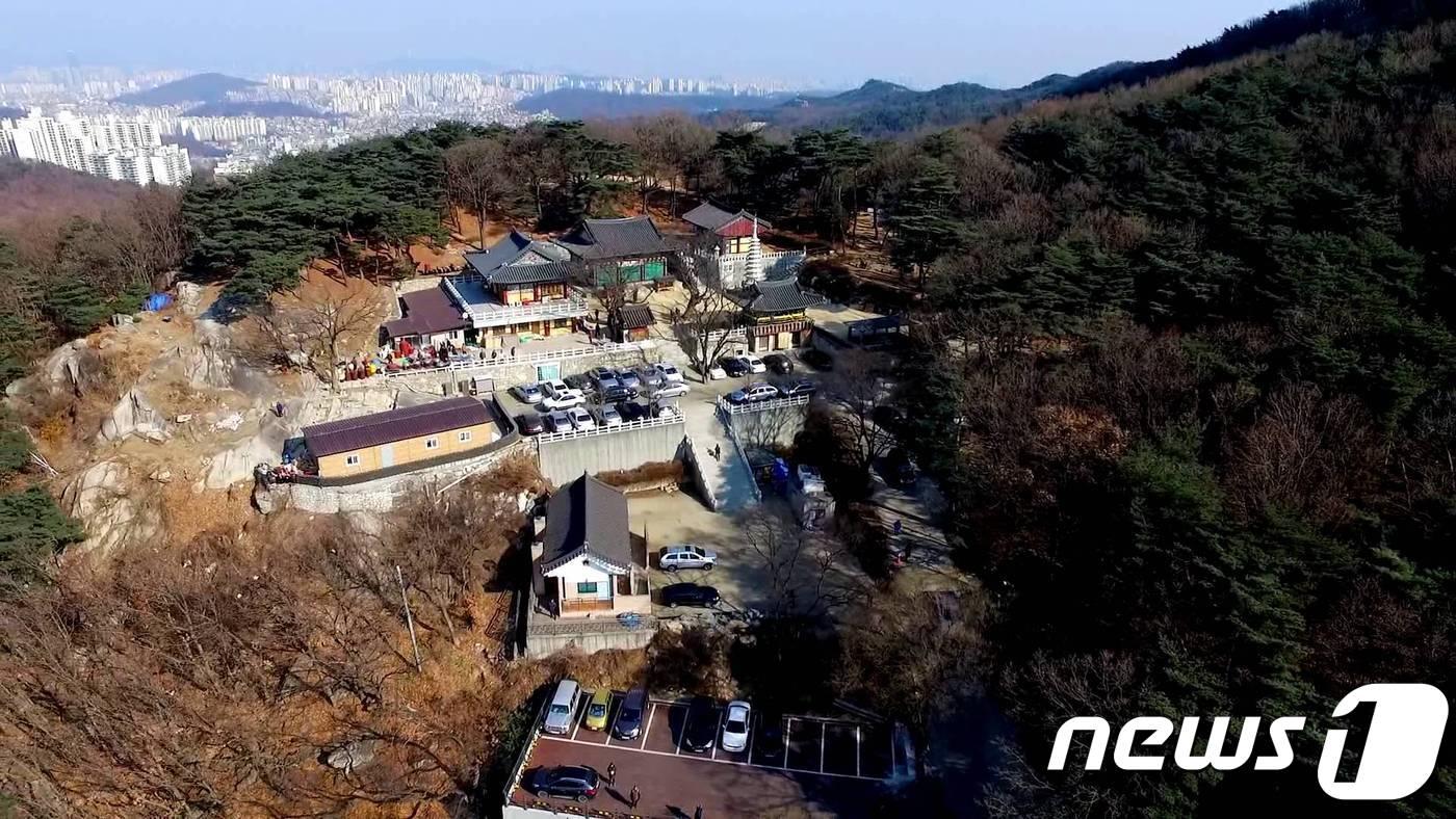 금천구 호암산에 위치한 호압사 전경.(금천구 제공) ⓒ News1