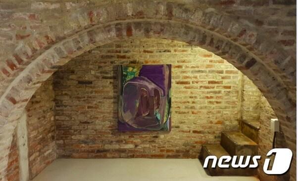 본문 이미지 - 구지윤 개인전 '보라색 소음'.ⓒ News1