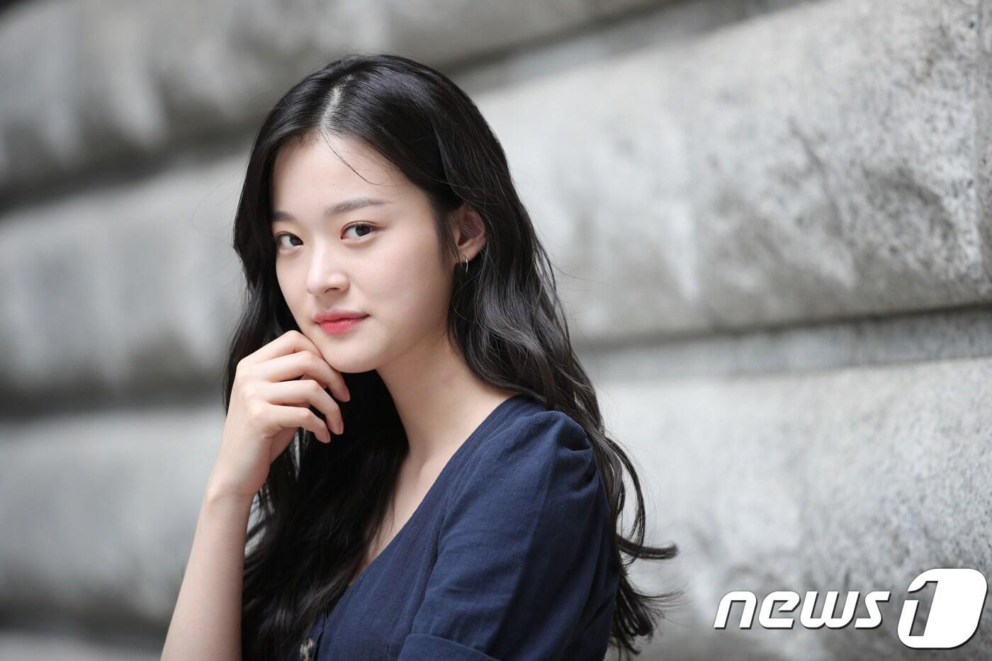 본문 이미지 - 배우 신도현이 21일 오후 서울 종로구 뉴스1 사옥에서 인터뷰를 갖고 있다. 신도현은 지난 17일 종영한 '스위치'에서 소은지 역을 맡았다. 2018.5.21/뉴스1 ⓒ News1 박지혜 기자