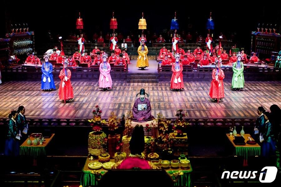 본문 이미지 - 기획공연 '세종, 하늘의 소리를 듣다 - 세종조회례연' 연습장면 (제공 국립국악원)ⓒ News1