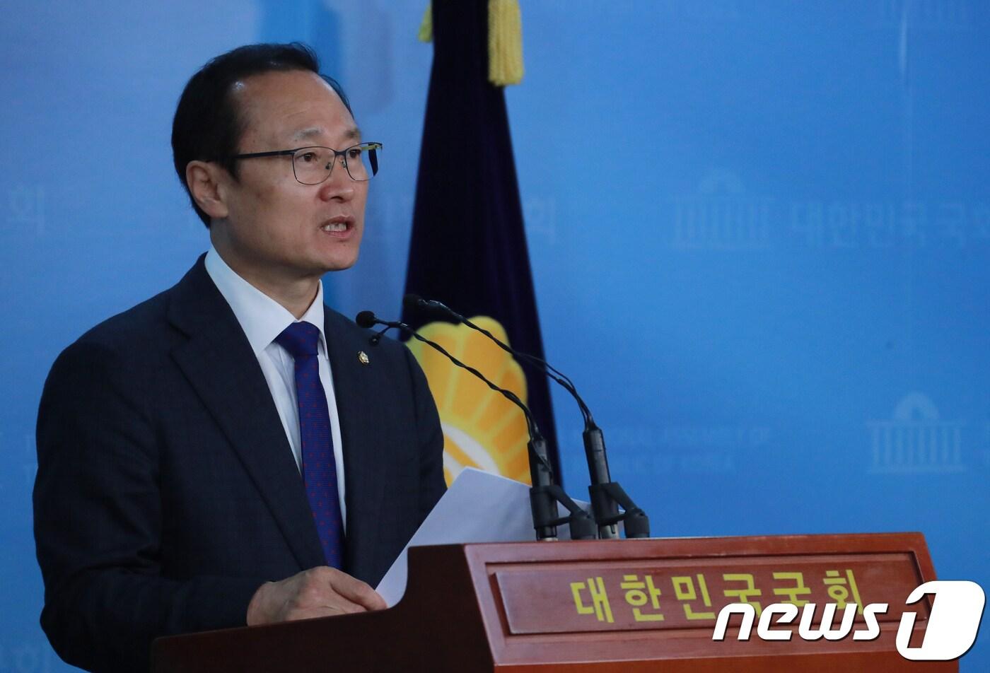 홍영표 더불어민주당 신임 원내대표. 2018.5.4/뉴스1 ⓒ News1 이동원 기자