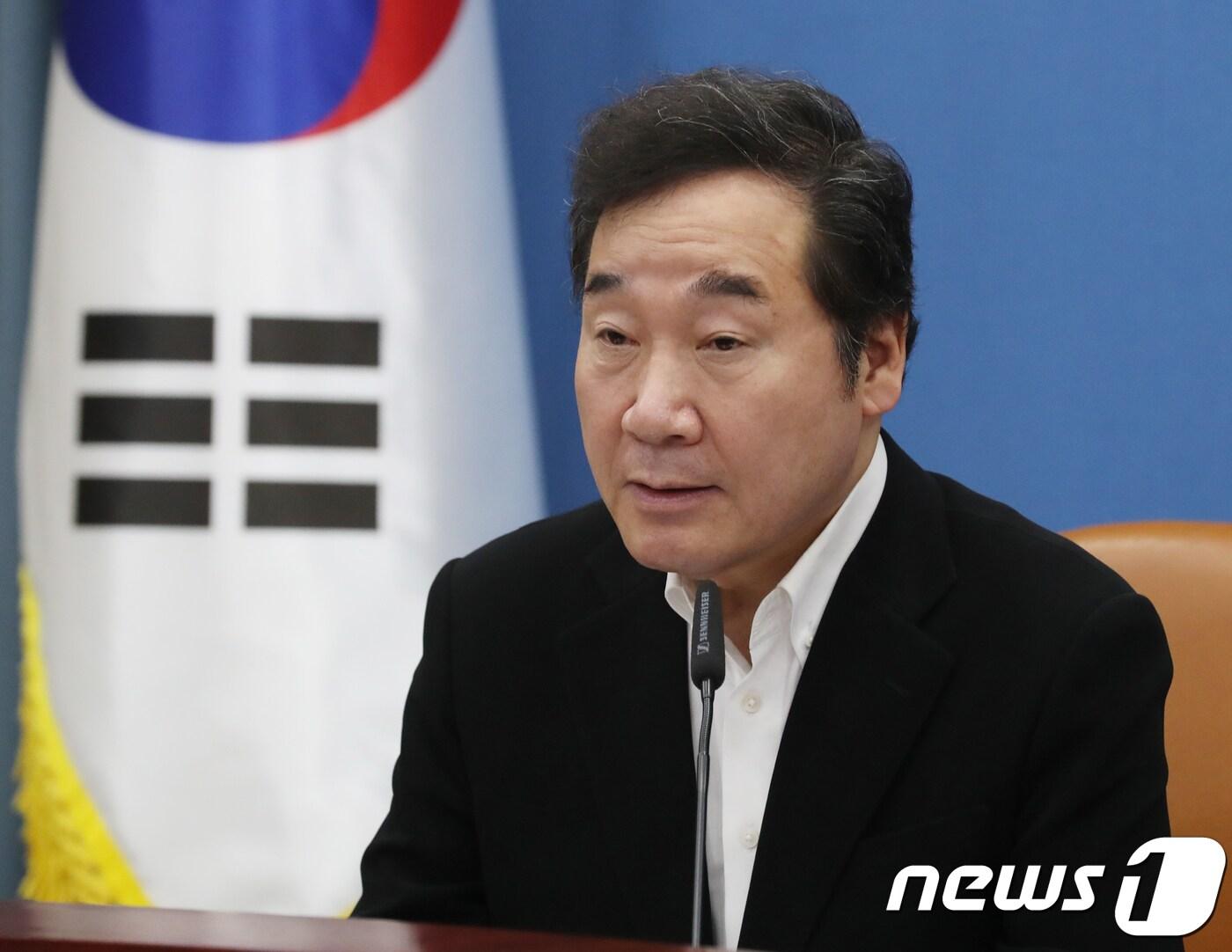 본문 이미지 - 이낙연 국무총리가 28일 서울 종로구 세종로 정부서울청사에서 열린 국정현안점검조정회의에서 모두 발언을 하고 있다. 2018.6.28/뉴스1 ⓒ News1 송원영 기자