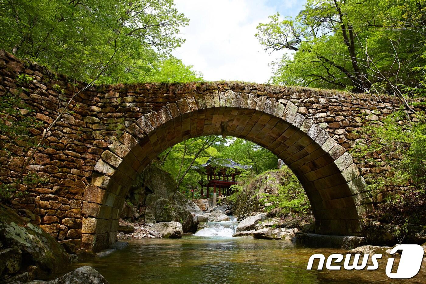 순천 선암사 승선교 풍경. /뉴스1