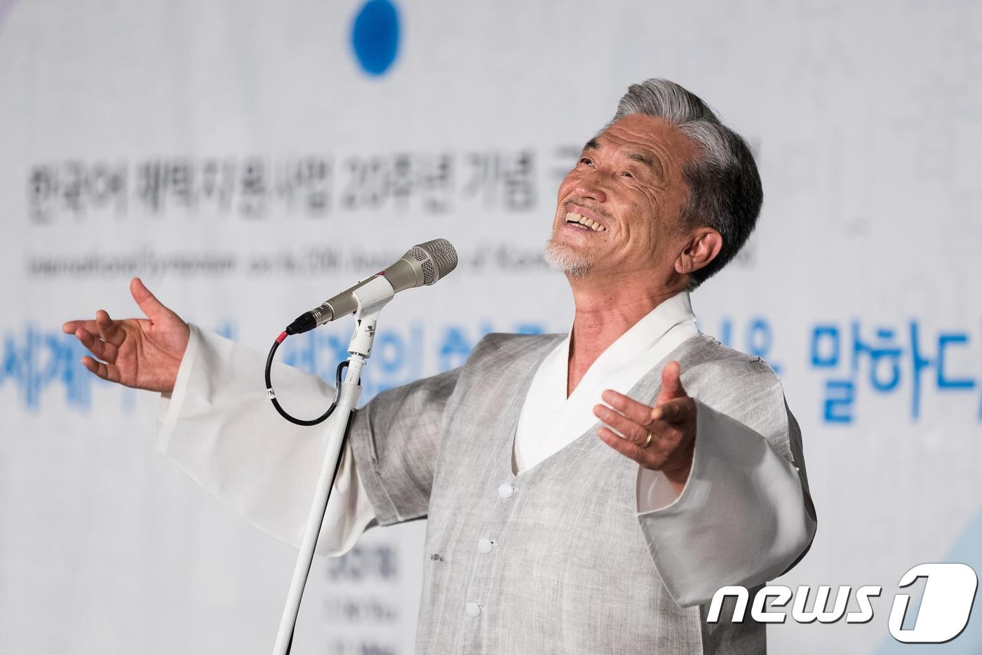 소리꾼 장사익/뉴스1 ⓒ News1 유승관 기자