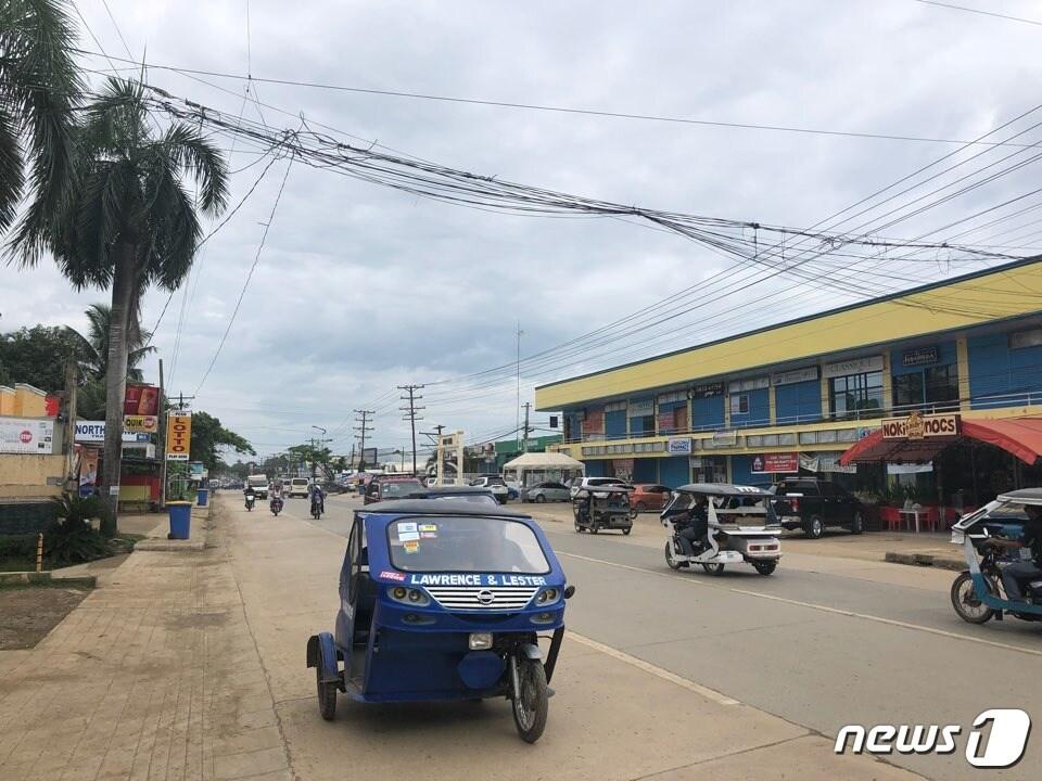 본문 이미지 - 한가로운 팔라완 거리의 모습 ⓒ News1 문대현 기자