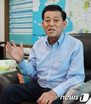 본문 이미지 - 유천호 강화군수/뉴스1 ⓒ News1 정진욱 기자