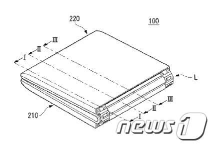 본문 이미지 - LG전자가 특허출원한 폴더블 스마트폰 디자인.(미국 특허청 캡처)ⓒ News1
