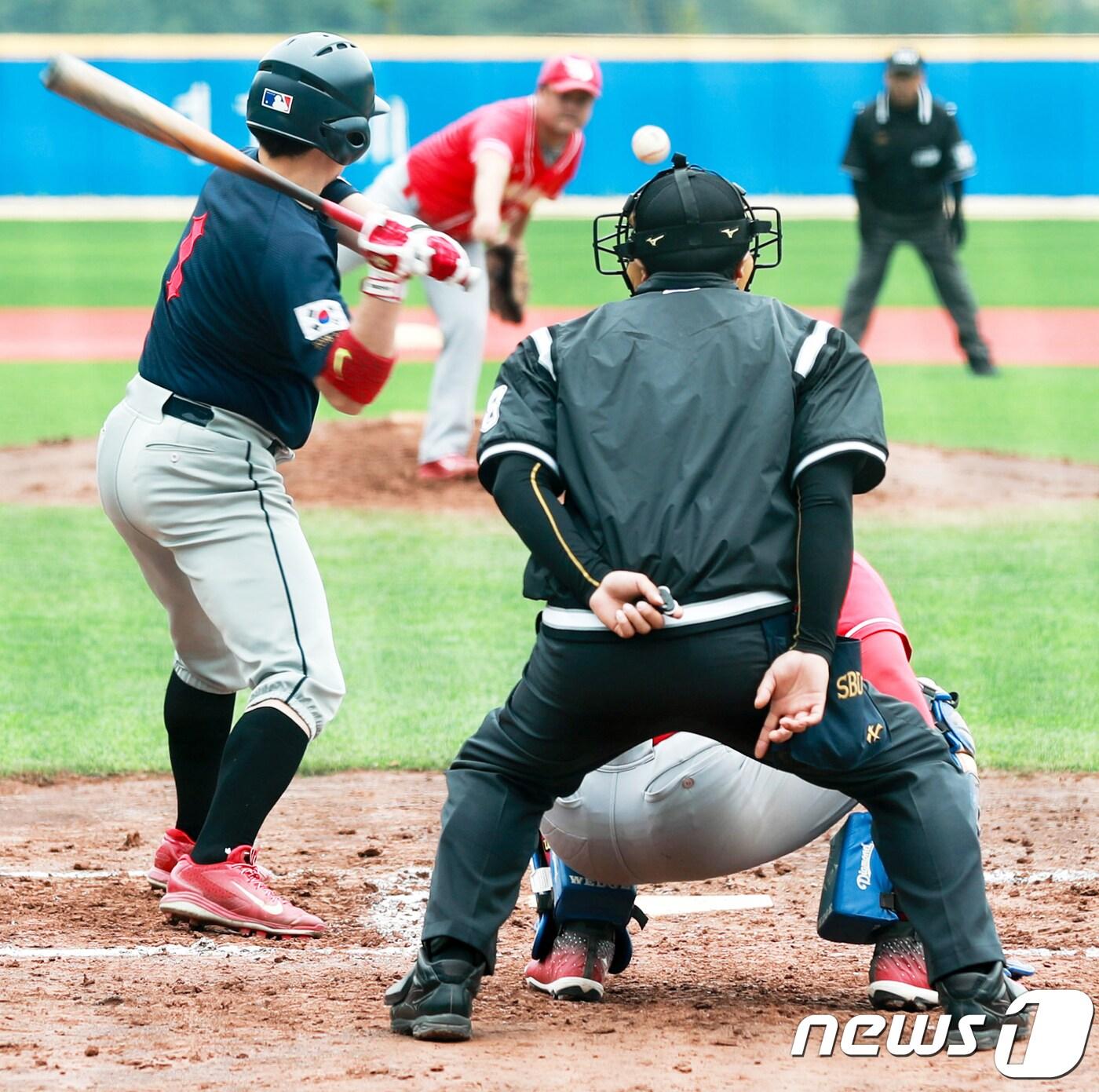 본문 이미지 - 기사 이해를 돕기 위한 2018년 태백시장기생활체육야구대회 자료 사진으로 기사 내용과 직접 관련 없음. &#40;재판매 및 DB금지&#41;/뉴스1