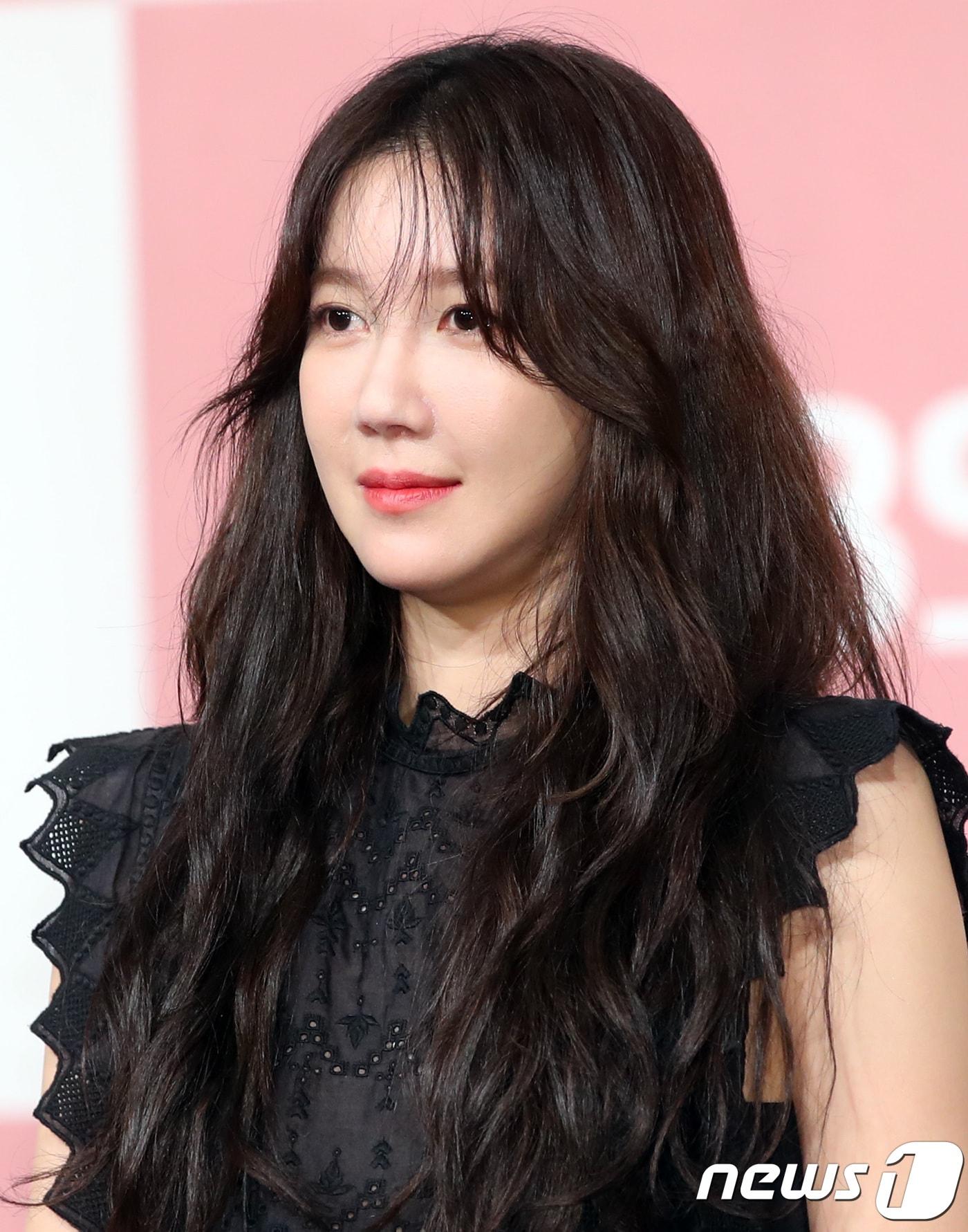 본문 이미지 - 배우 이지아. 2018.8.29/뉴스1 ⓒ News1 권현진 기자