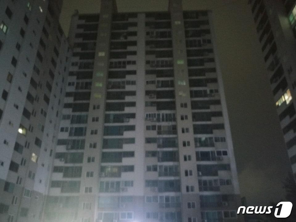 본문 이미지 - 아파트 정전. 해당 기사 내용과는 무관. (독자 제공) 2018.8.7/뉴스1 ⓒ News1 지정운 기자
