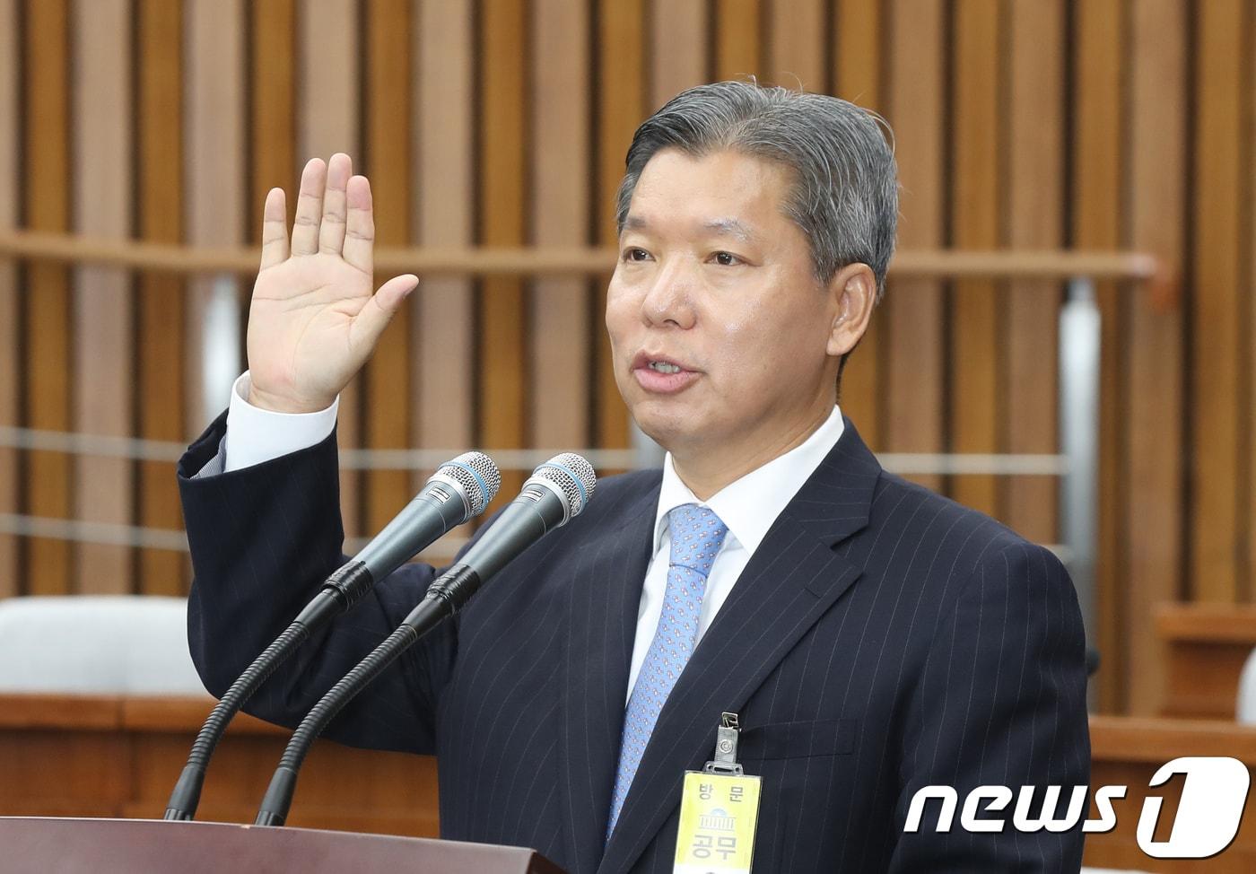 본문 이미지 - 이영진 헌법재판관 후보자2018.9.11/뉴스1 ⓒ News1 