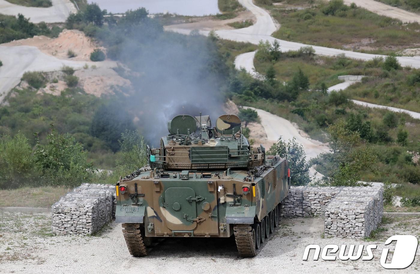 본문 이미지 - K-21 보병전투장갑차.2018.9.14/뉴스1 ⓒ News1 구윤성 기자