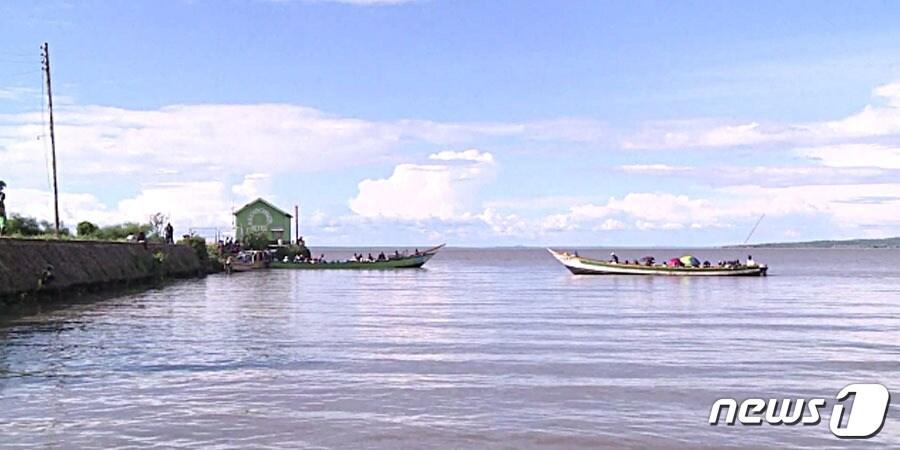 본문 이미지 - 아프리카 탄자니아·우간다·케냐 접경지역에 있는 빅토리아 호수 <자료사진> ⓒ AFP=뉴스1