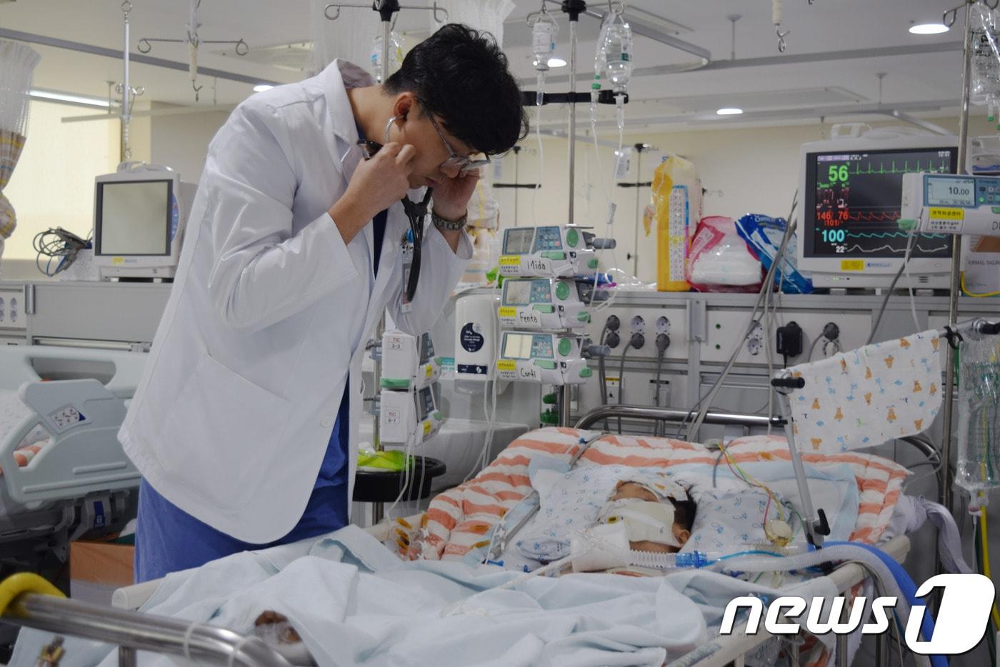 윤석화 안동병원 권역외상센터 외상외과 과장(안동병원 제공) ⓒ News1