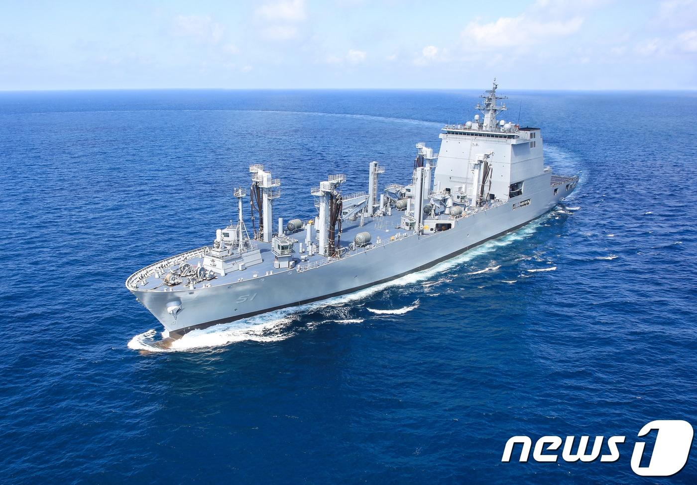 해군 군수지원함 '소양함'. (방위사업청 제공) 2018.9.7/뉴스1