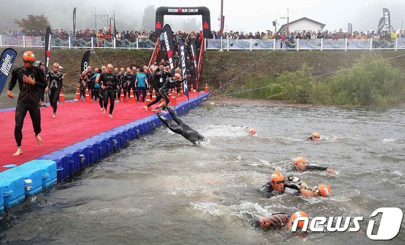 본문 이미지 - 국제 철인3종경기대회.(구례군 제공)/뉴스1 ⓒ News1