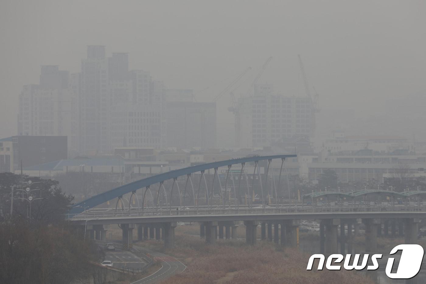 본문 이미지 - 청주 미세먼지 2019.1.14/뉴스1 ⓒ News1 김용빈 기자