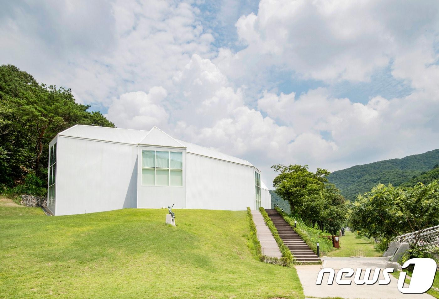 본문 이미지 - 장욱진 미술관 ⓒ 뉴스1