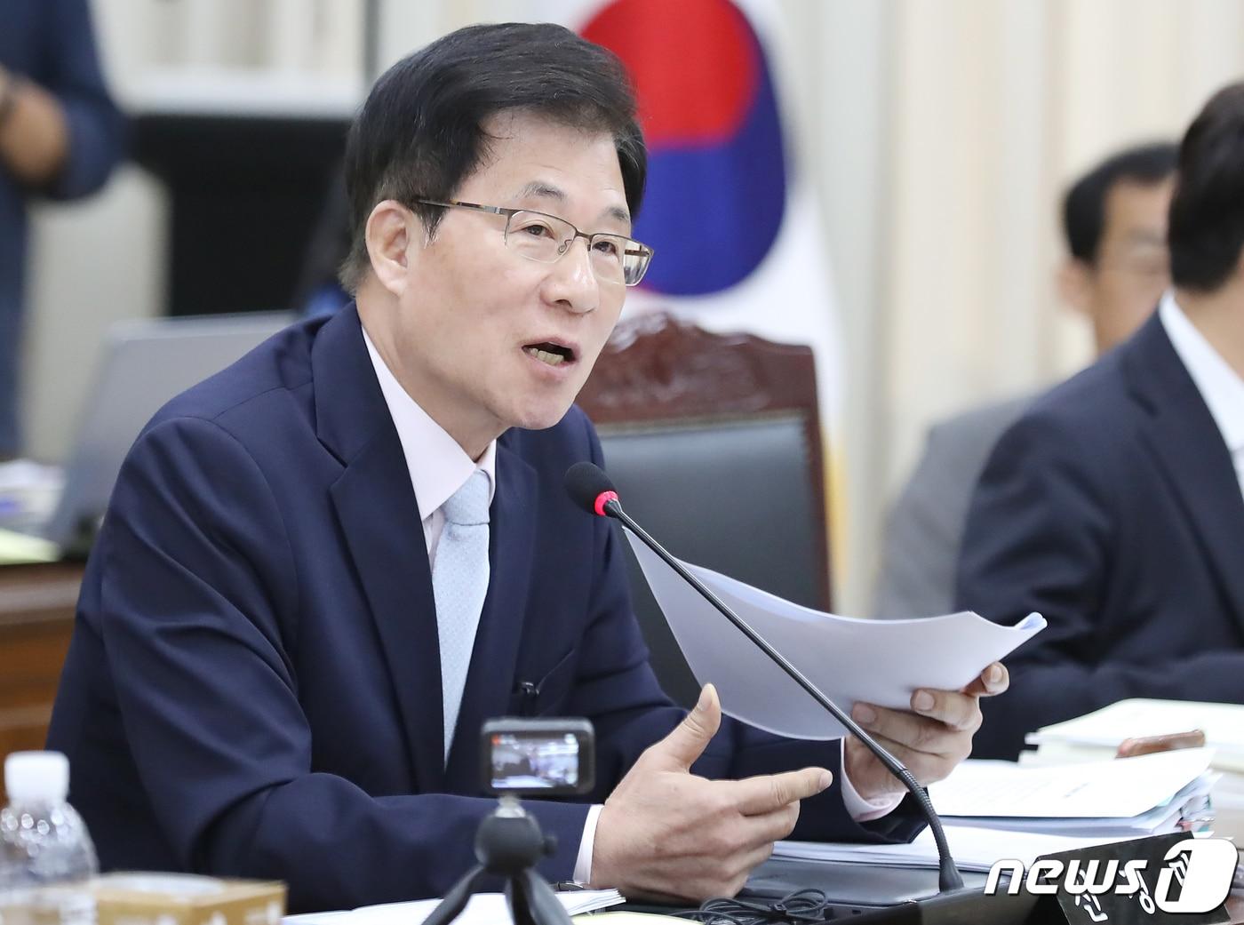 본문 이미지 - 신경민 전 더불어민주당 의원.  ⓒ News1 공정식 기자