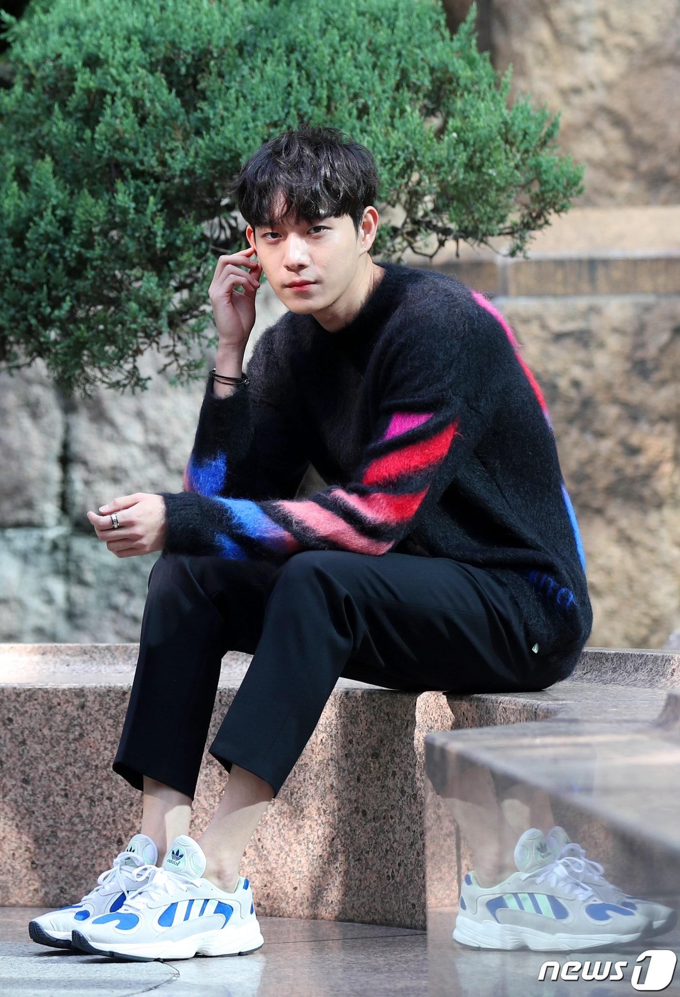 본문 이미지 - MBC 수목드라마 '어쩌다 발견한 하루'에 출연 중인 배우 김영대(오남주 役)가 21일 서울 종로구 뉴스1 본사에서 인터뷰에 앞서 포즈를 취하고 있다. 2019.10.21/뉴스1 ⓒ News1 민경석 기자