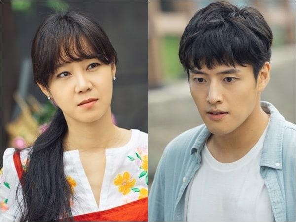 본문 이미지 - 공효진(왼쪽)과 강하늘 / KBS 2TV '동백꽃 필 무렵' 스틸컷 ⓒ 뉴스1