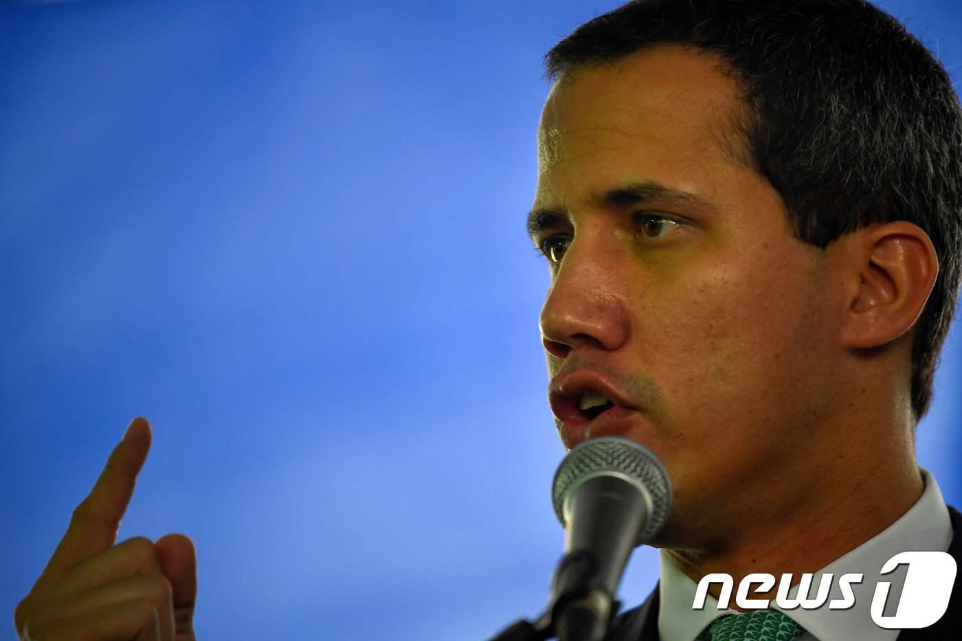 본문 이미지 - 후안 과이도 베네수엘라 국회의장 ⓒ AFP=뉴스1