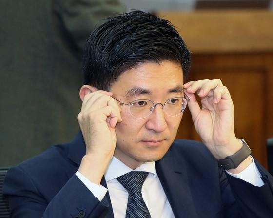 본문 이미지 - 미래통합당내 유일한 40대 4선의원으로 지역구 기반도 탄탄하지만 "당을 해체하지 않으면 보수의 미래가 없다"면서 총선 불출마를 선언했던 김세연 의원은 부산시장 선거, 대통령 선거 출마여부를 시간을 갖고 고민해 보겠다는 뜻을 드러냈다. ⓒ News1 