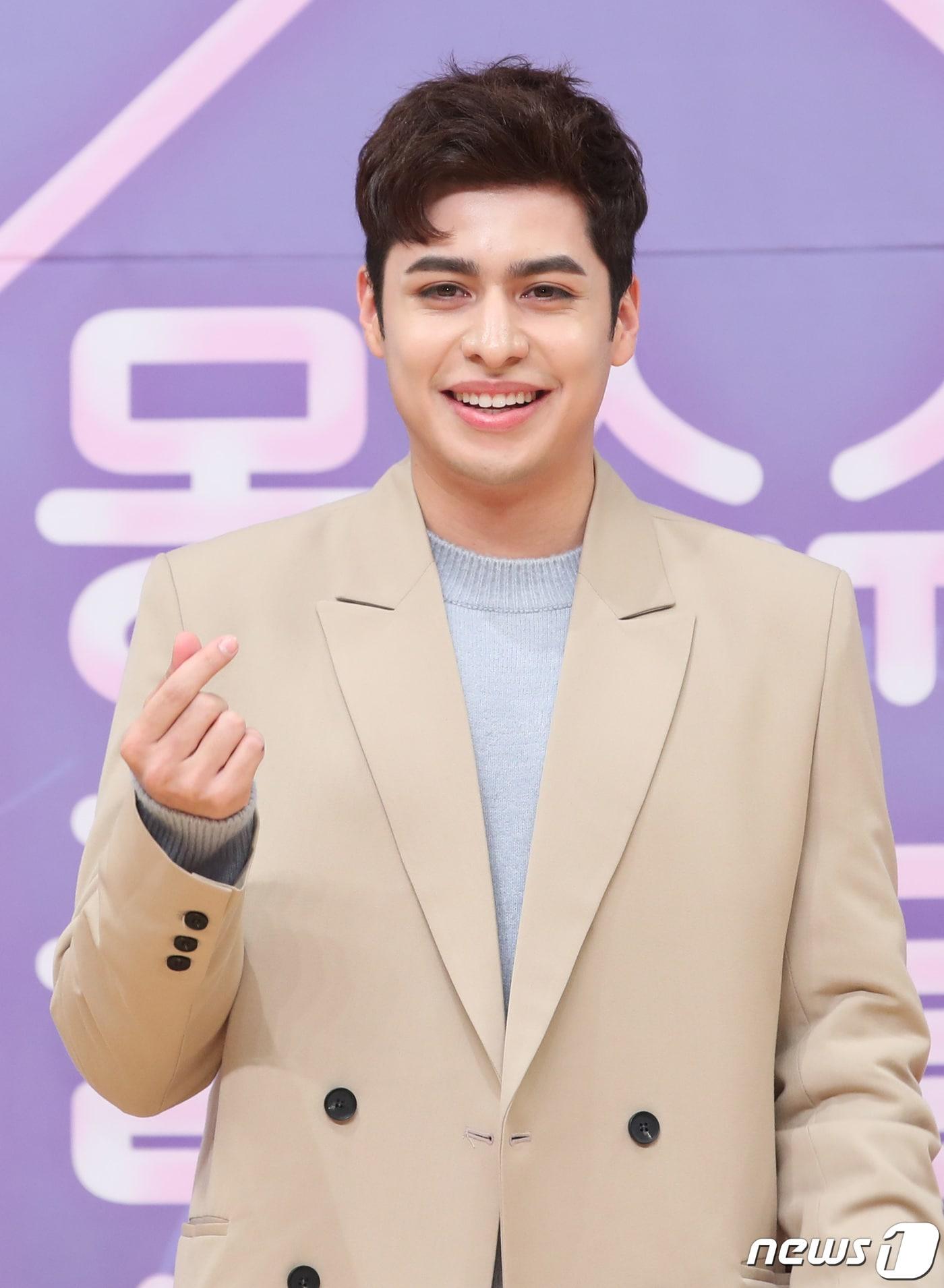 본문 이미지 - 방송인 크리스티안 부르고스. 2019.11.8/뉴스1 ⓒ News1 권현진 기자