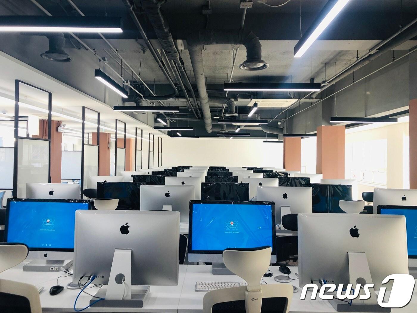 본문 이미지 - 서울 개포동에 위치한 이노베이션 아카데미 교육장. ⓒ 뉴스1