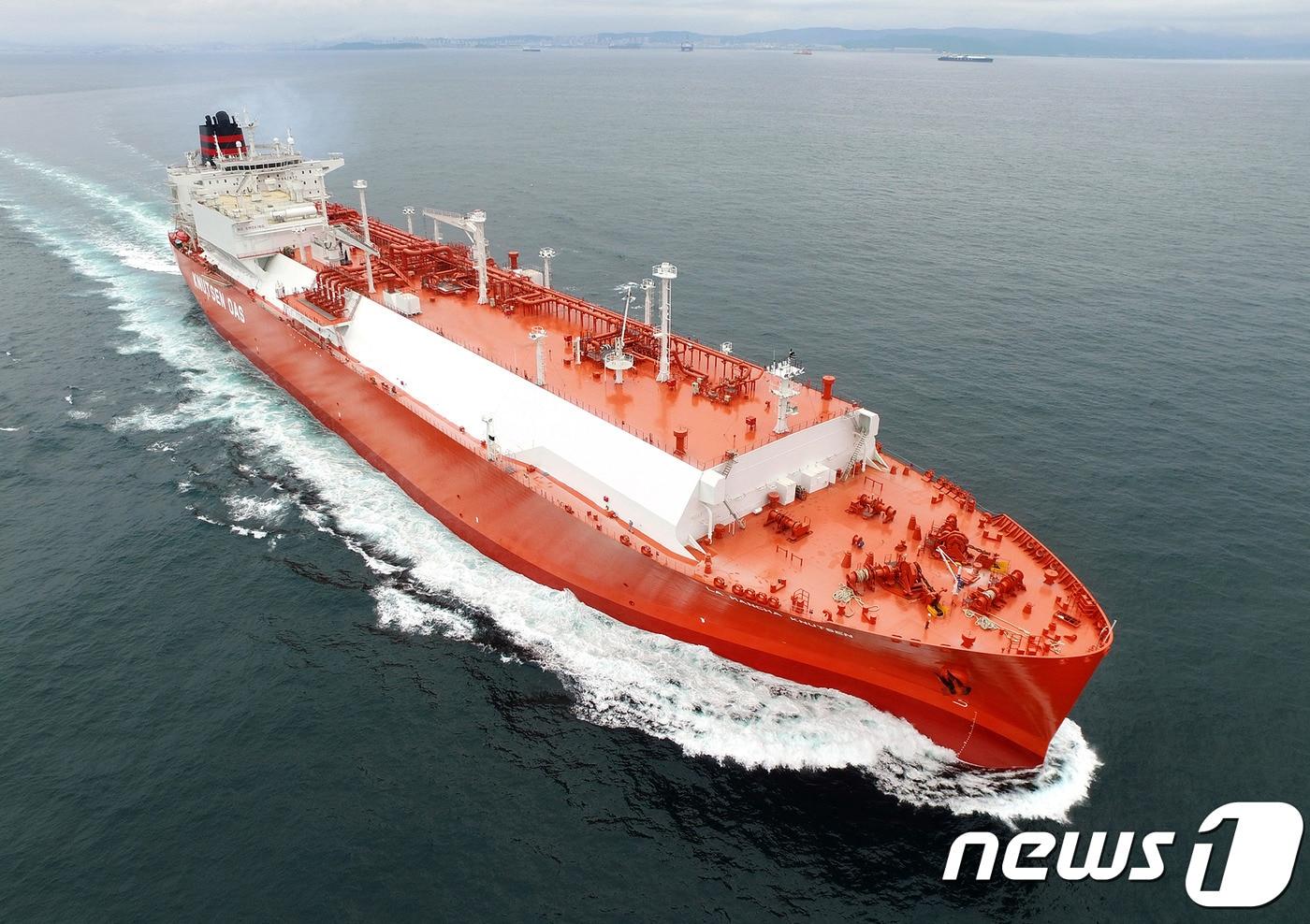 본문 이미지 - 현대중공업이 건조한 LNG운반선ⓒ 뉴스1