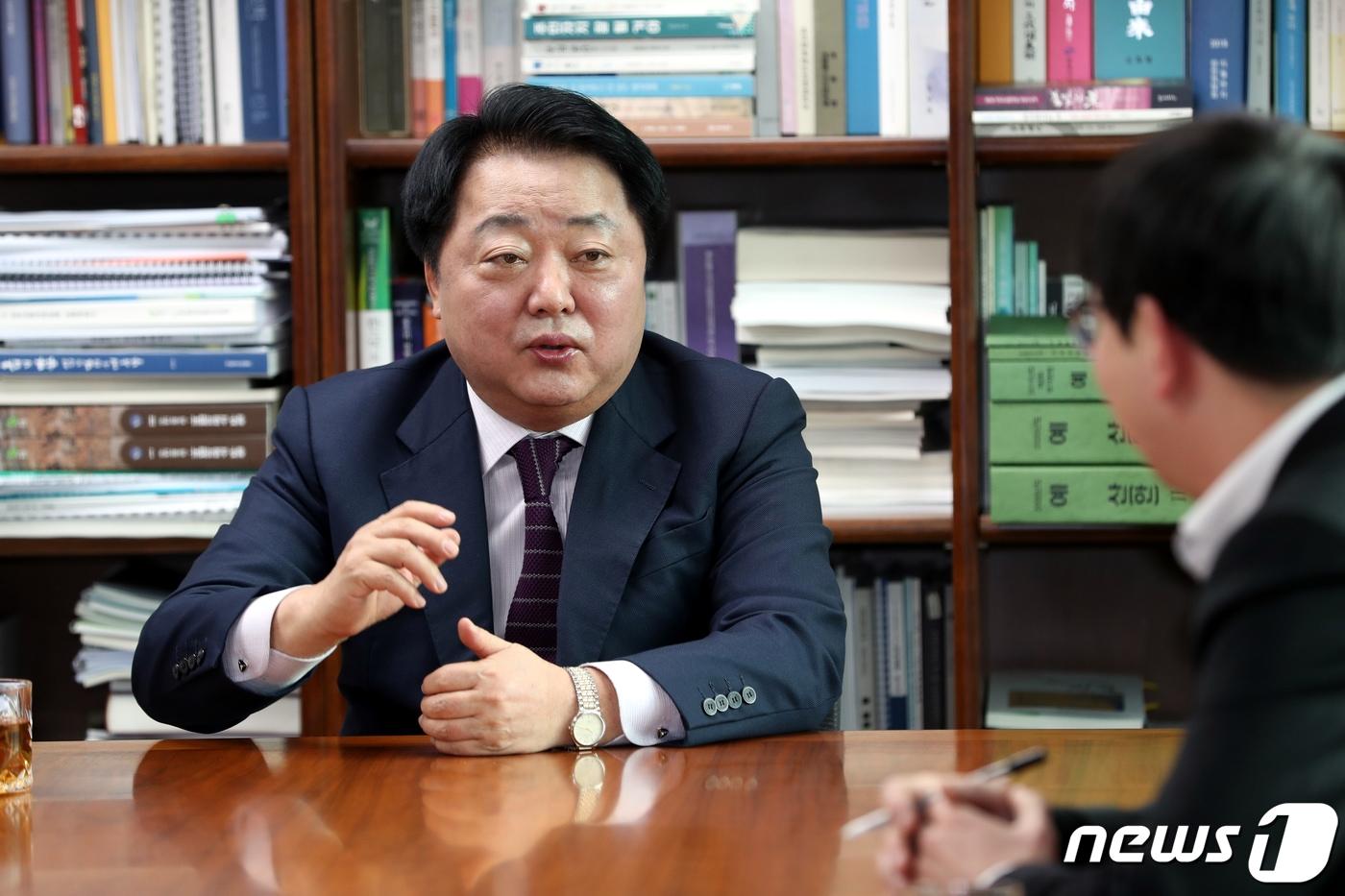 한범덕 전 청주시장. /뉴스1