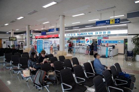 본문 이미지 - 군산공항. 뉴스1