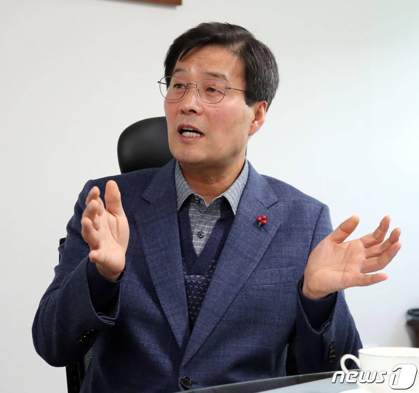 본문 이미지 - 류태호 태백시장 인터뷰 ⓒ News1 