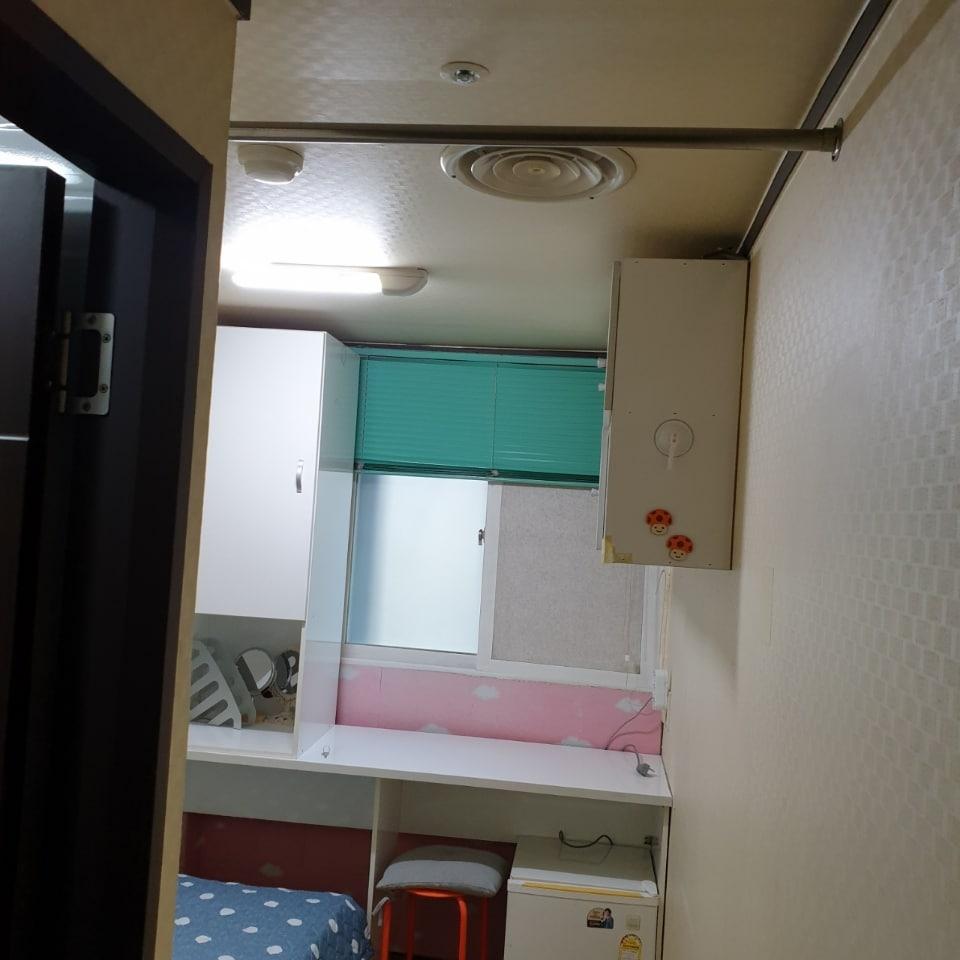 본문 이미지 - 노후 고시원 내 간이 스프링클러 설치 모습(성동구 제공).ⓒ 뉴스1