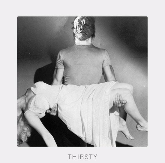 본문 이미지 - 사진출처=조휴일 인스타그램/검정치마 앨범 표지 ⓒ 뉴스1