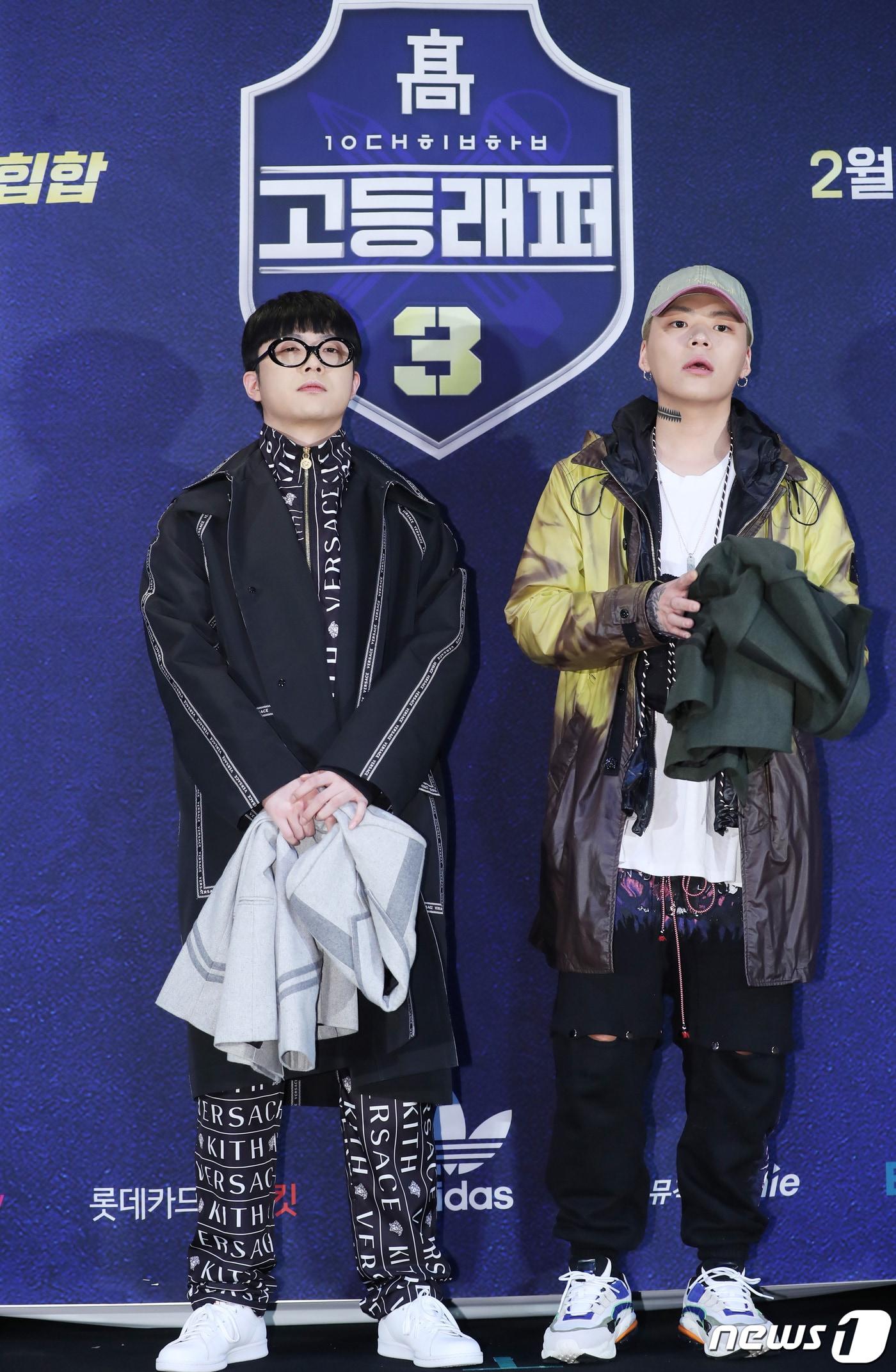 본문 이미지 - 기리보이, 키드밀리(오른쪽)가 22일 서울 상암동 CJ E&M센터에서 열린 고교 랩 대항전 Mnet ‘고등래퍼3’ 제작발표회에 참석해 포즈를 취하고 있다. 2019.2.22/뉴스1 ⓒ News1 권현진 기자