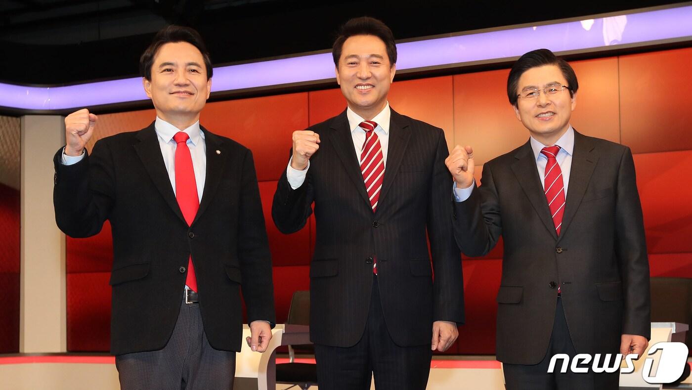김진태(왼쪽부터), 오세훈, 황교안 자유한국당 2.27 전당대회 당대표 후보자ⓒ News1 국회사진취재단