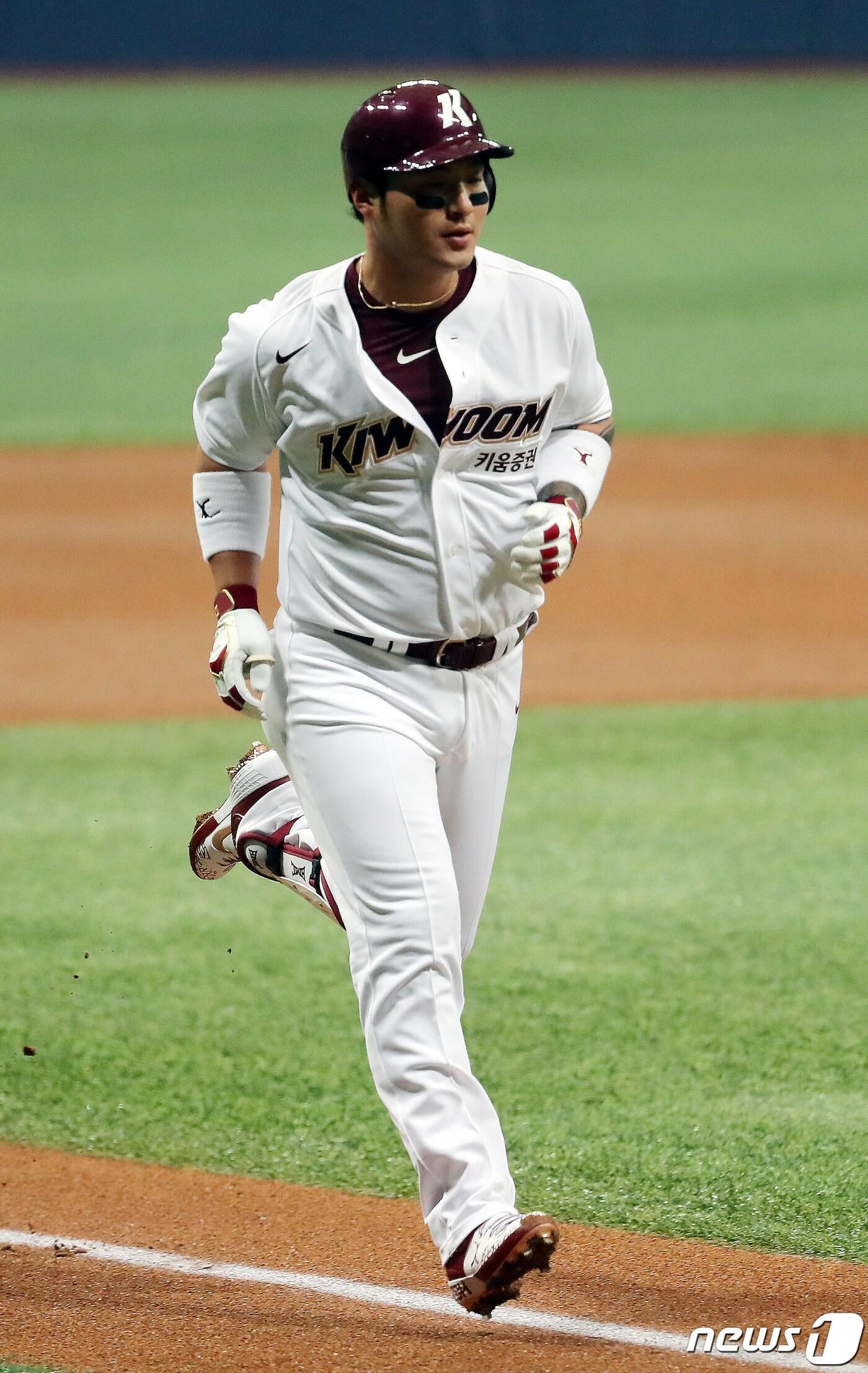 본문 이미지 - 시범경기에서 2번 타순에 배치되고 있는 키움 박병호. ⓒ News1 구윤성 기자