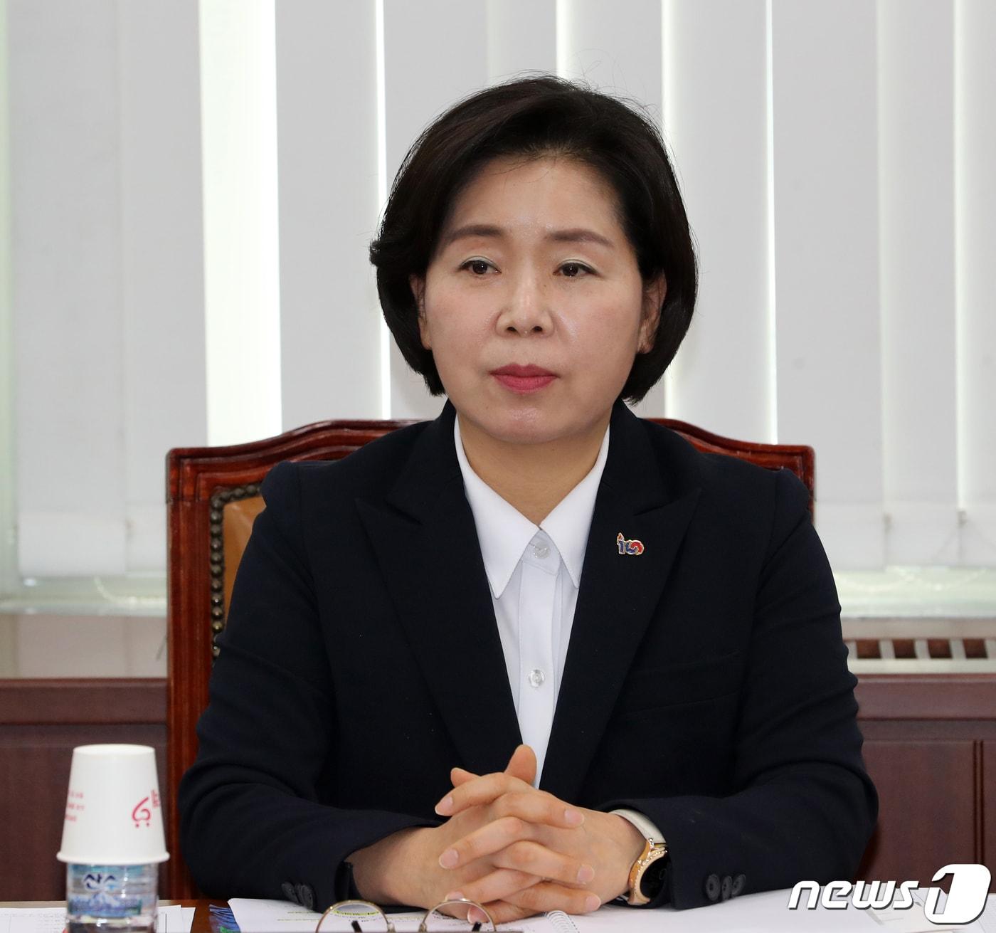 본문 이미지 - 양향자 국가공무원인재개발원장이 15일 서울 여의도 국회 행정안전위원회 전체회의에 출석하고 있다. 2019.3.15/뉴스1 ⓒ News1 이종덕 기자
